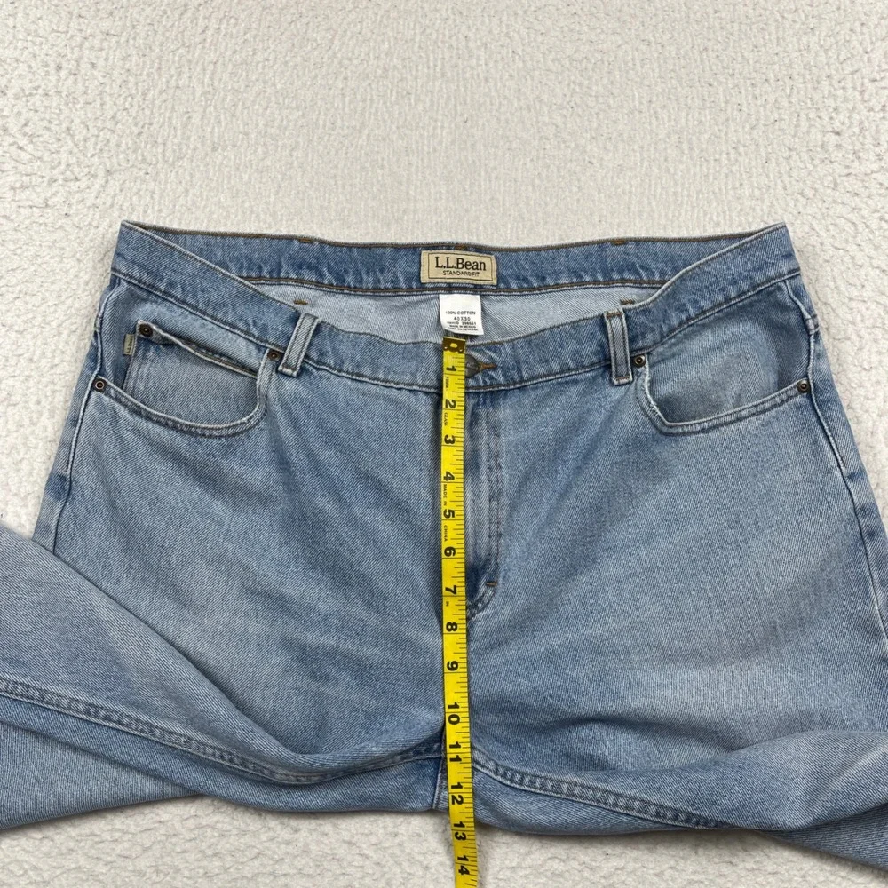 LL Bean Jeans Mens 40x30 Light Blue Cotton Straight Leg Standard Fit Denim Pant